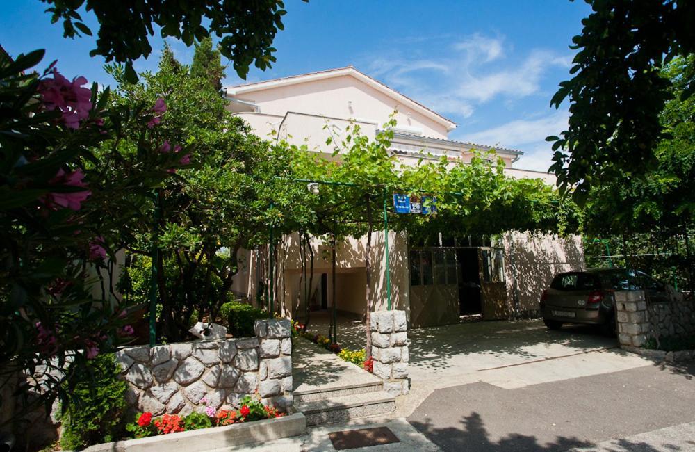 Apartments Kraljic คิร์ก ภายนอก รูปภาพ